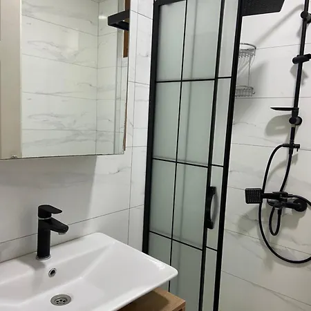 2-bedroom Flat With A Private Swimming Pool Apartmán