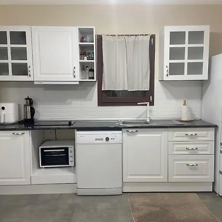 2-bedroom Flat With A Private Swimming Pool