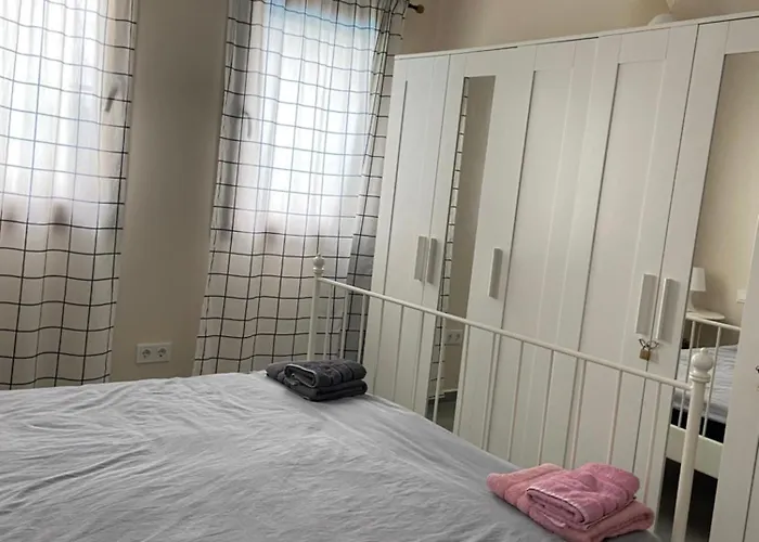2-bedroom Flat With A Private Swimming Pool Apartamento