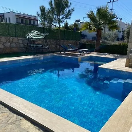 2-bedroom Flat With A Private Swimming Pool شقة بودروم